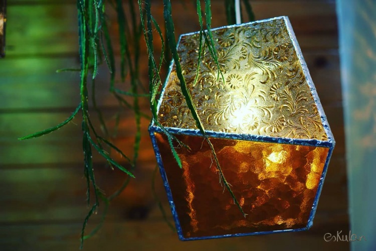 Preciosa lámpara de cristal de techo ESKULAN